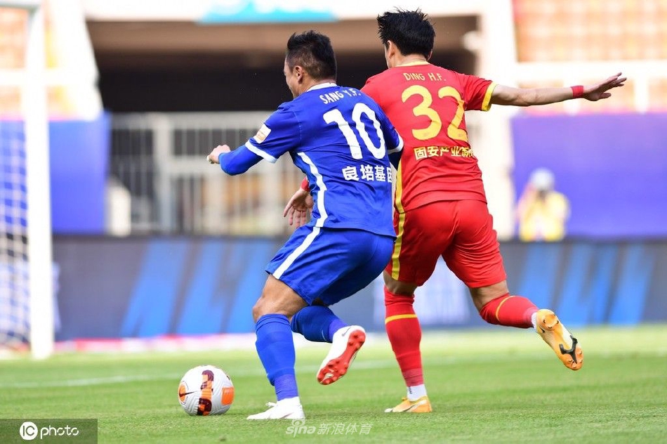 [中超]武汉三镇5-0河北队