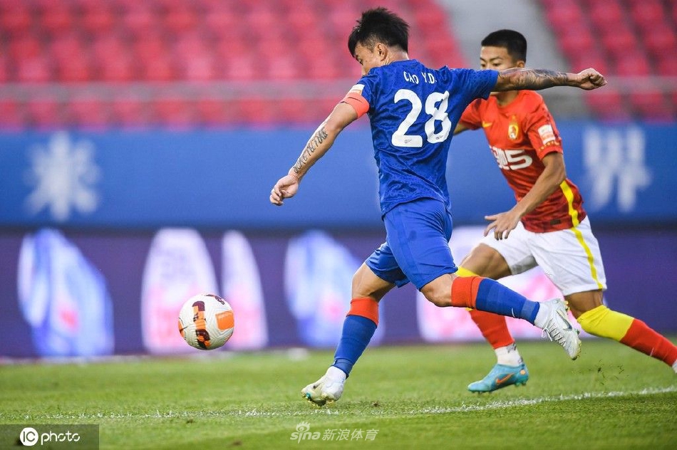 [中超]上海申花2-1广州队