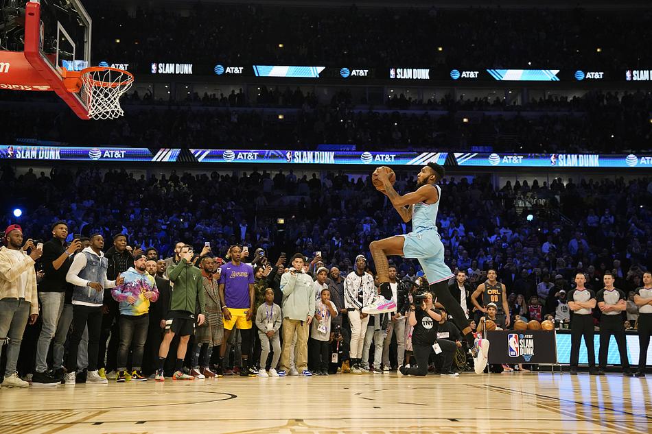 2020NBA全明星扣篮大赛 小德里克-琼斯夺冠