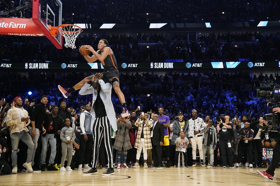 2020NBA全明星扣篮大赛 小德里克-琼斯夺冠