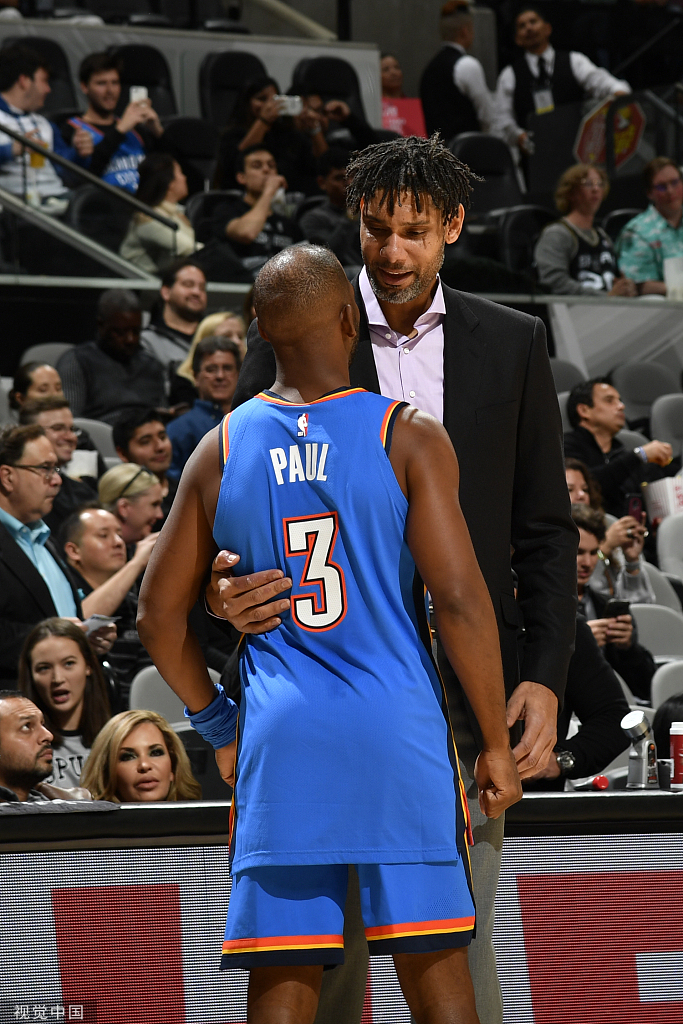 保罗邓肯相互致意