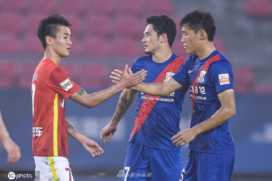 [中超]上海申花2-1广州队
