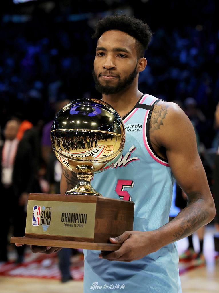 2020NBA全明星扣篮大赛 小德里克-琼斯夺冠