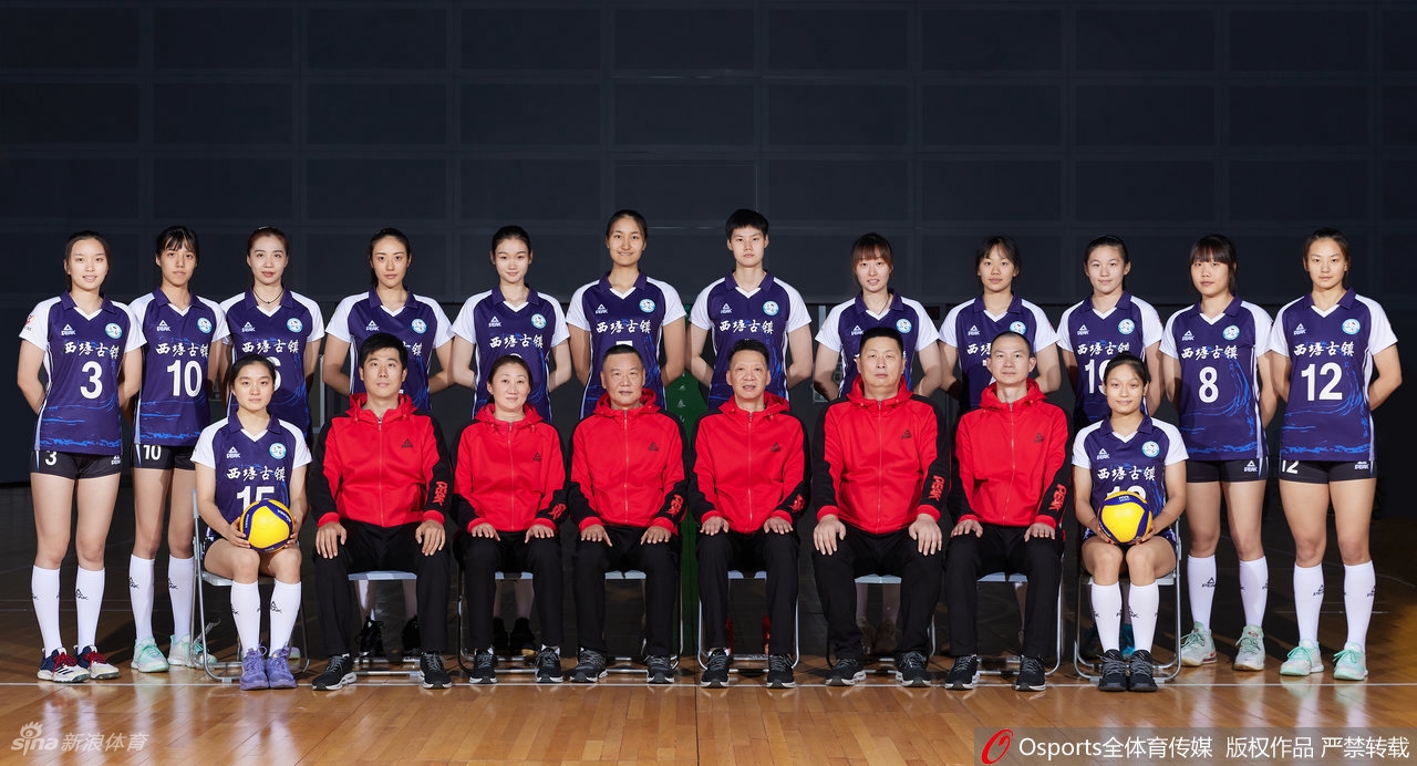浙江女排拍摄排超联赛官方写真