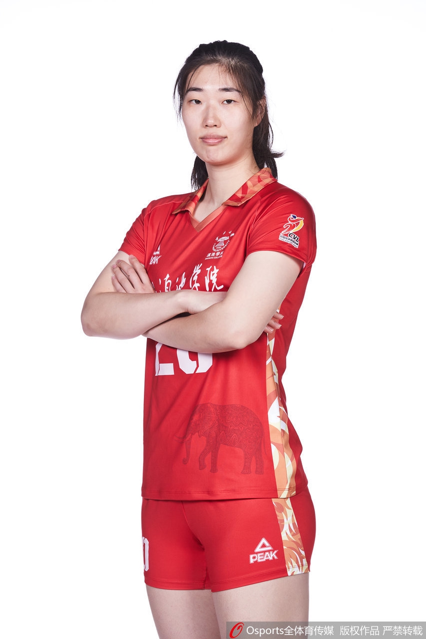 云南女排拍摄排超联赛官方写真