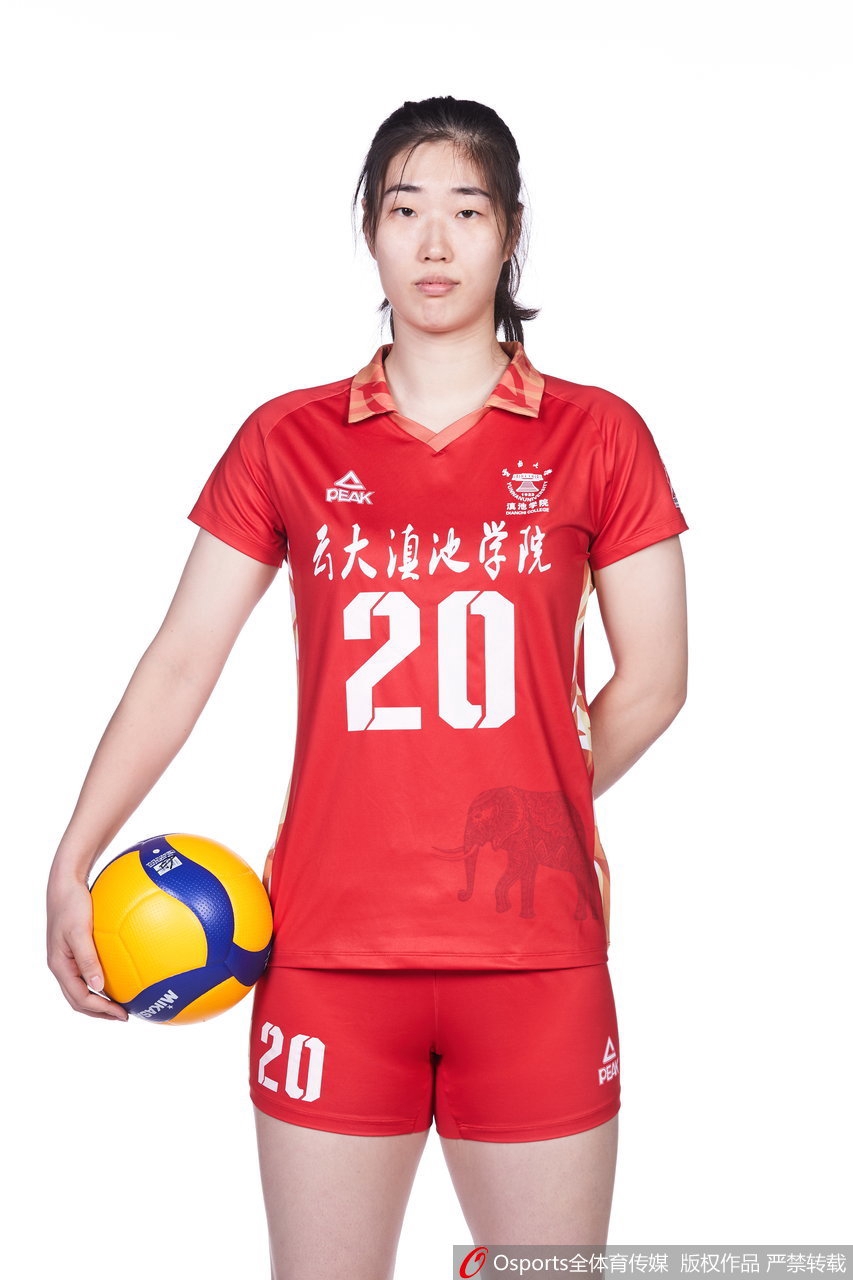 云南女排拍摄排超联赛官方写真