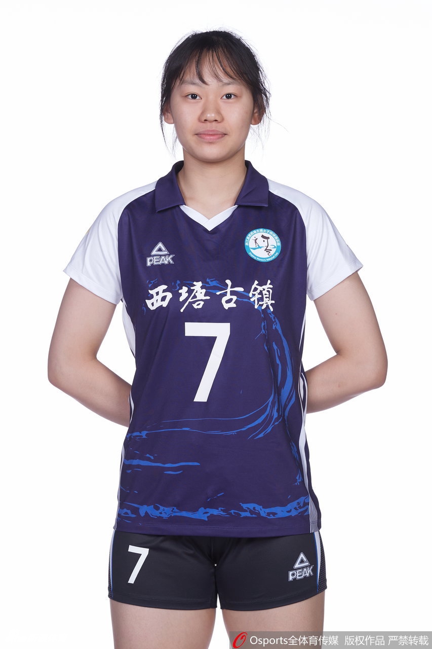 浙江女排拍摄排超联赛官方写真