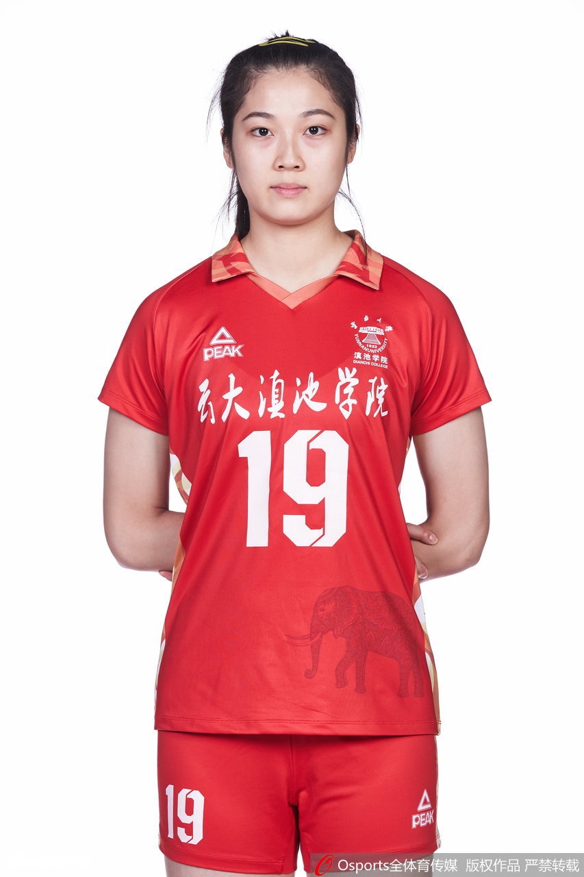 云南女排拍摄排超联赛官方写真