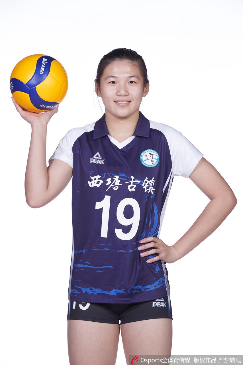 浙江女排拍摄排超联赛官方写真
