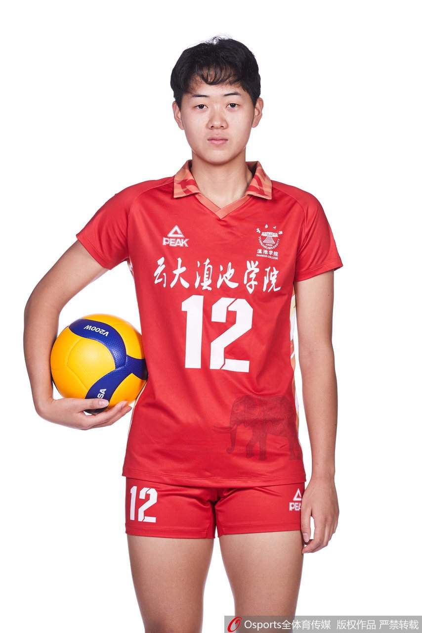 云南女排拍摄排超联赛官方写真