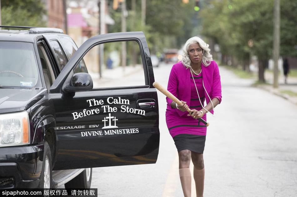 奥尼尔与雷吉・米勒等客串电影