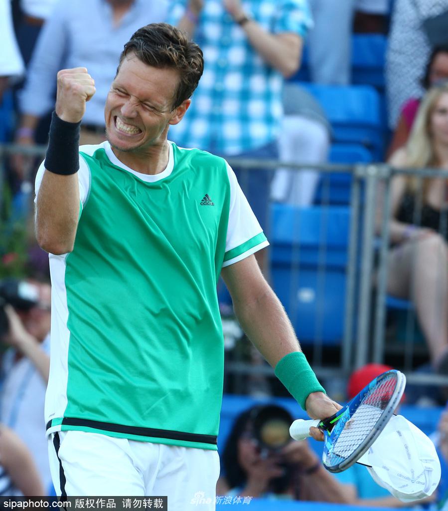 女王杯伯蒂奇苦战三盘2-1战胜沙波瓦洛夫