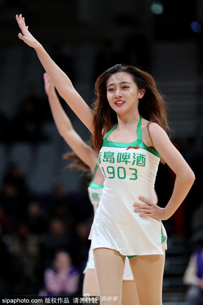 CBA常规赛前五轮拉拉队精选