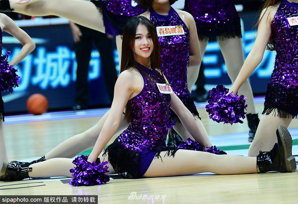 CBA常规赛前五轮拉拉队精选