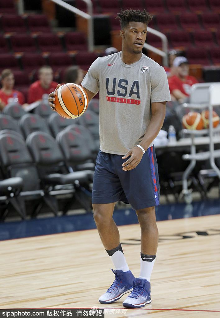 尼克杨前女友与吉米巴特勒被曝约会