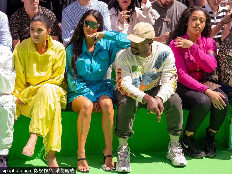 德文布克恋上凯莉詹娜闺蜜Jordyn Woods