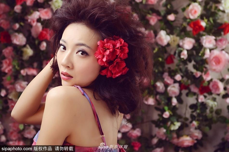 足球宝贝韩媛媛性感写真