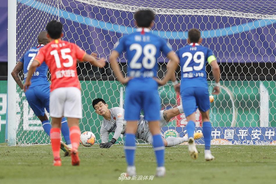 刘殿座扑点瞬间