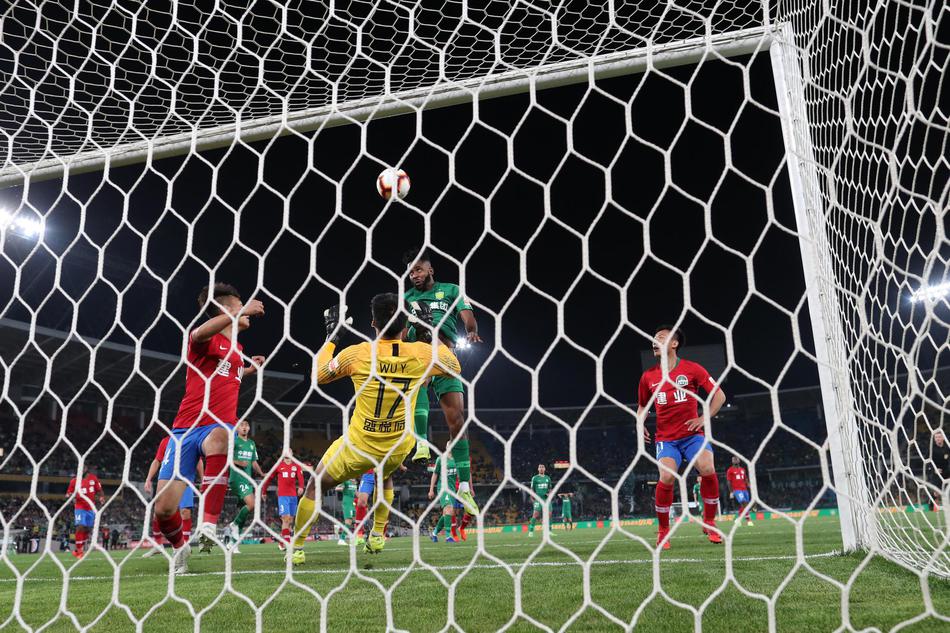 新浪直击北京国安2-1河南建业