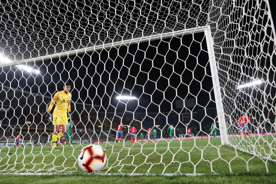 新浪直击北京国安2-1河南建业