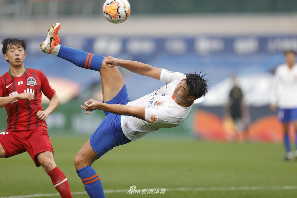 新浪直击河南建业0-2山东鲁能