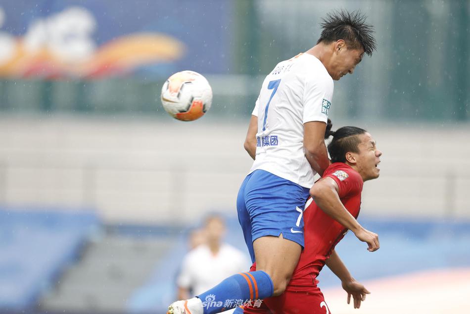 新浪直击河南建业0-2山东鲁能
