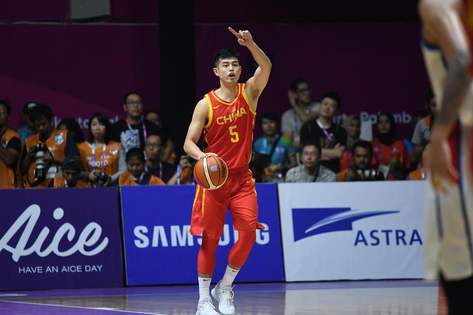 亚运会男篮小组赛：中国82-80菲律宾