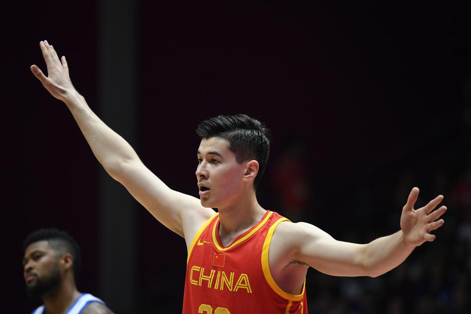 亚运会男篮小组赛：中国82-80菲律宾