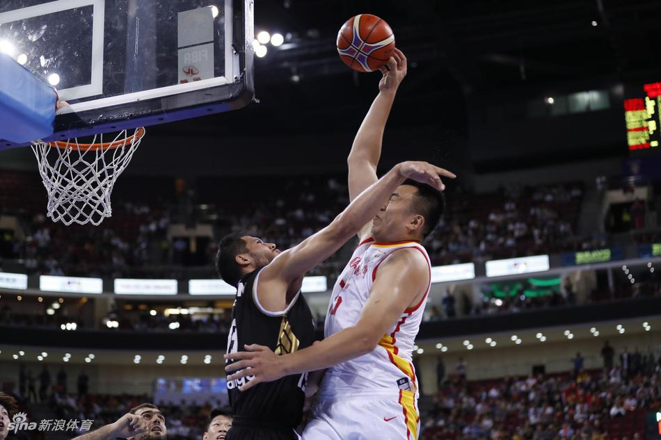 男篮世预赛:中国男篮88-79约旦