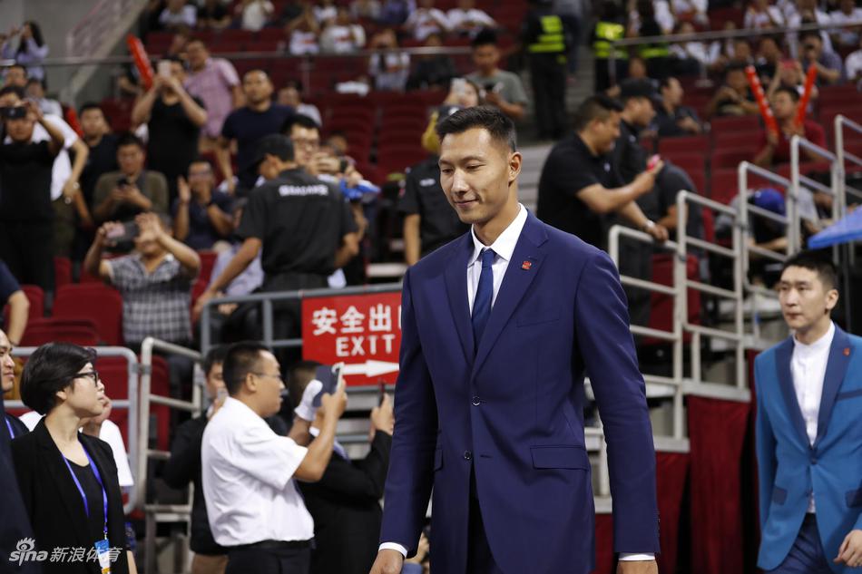 男篮世预赛:中国男篮88-79约旦