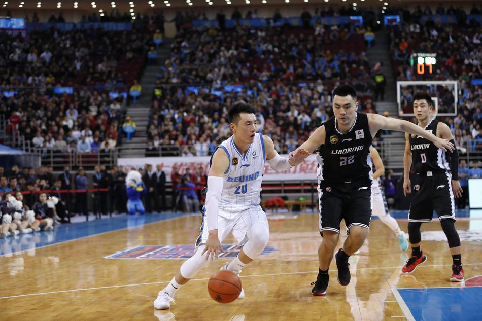 新浪直击CBA第27轮:北京86-89辽宁