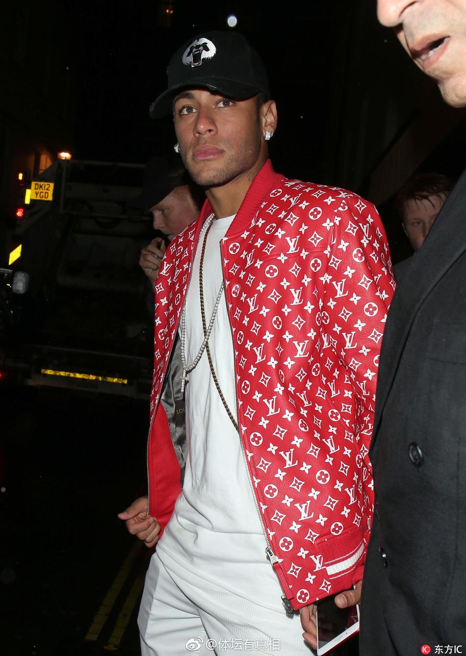 内马尔汉密尔顿外出超模同行