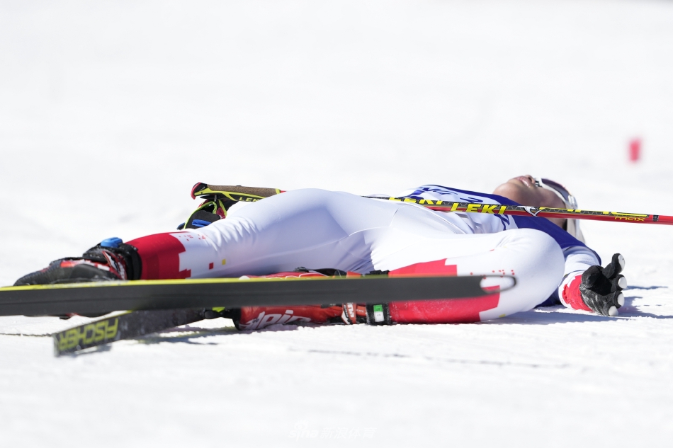 新浪直击冬残奥会冬季两项越野滑雪比赛
