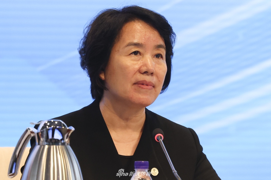 北京冬奥组委专职副主席、秘书长韩子荣女士