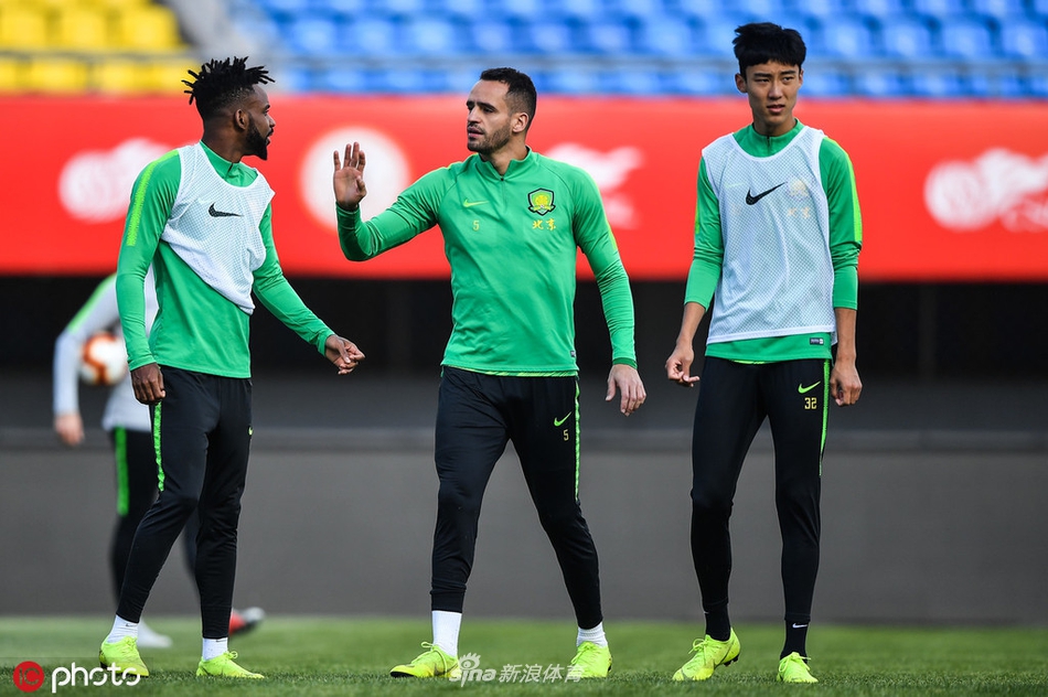 国安备战训练-奥古斯托