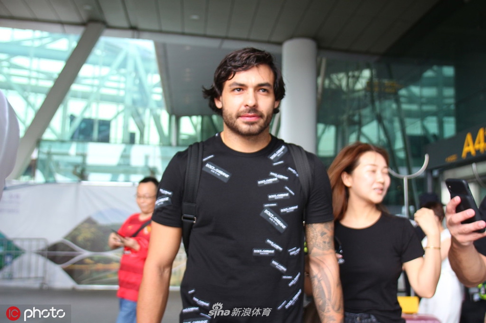 高拉特心情不错