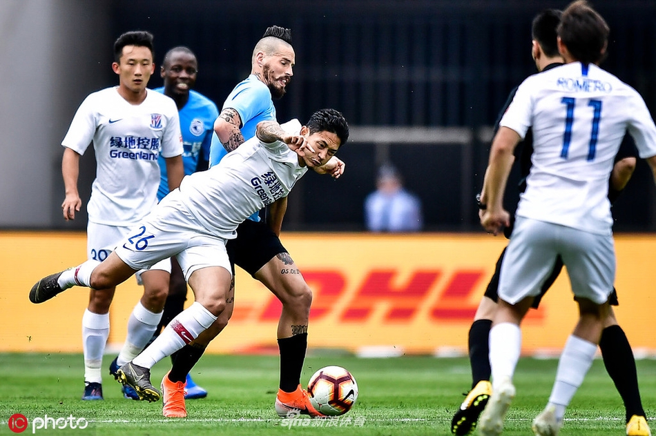 哈姆西克对抗钱杰给