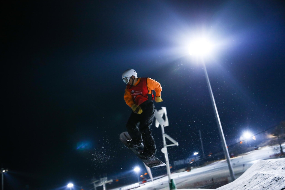 狂欢到底 新浪杯松花湖单板公园赛精华