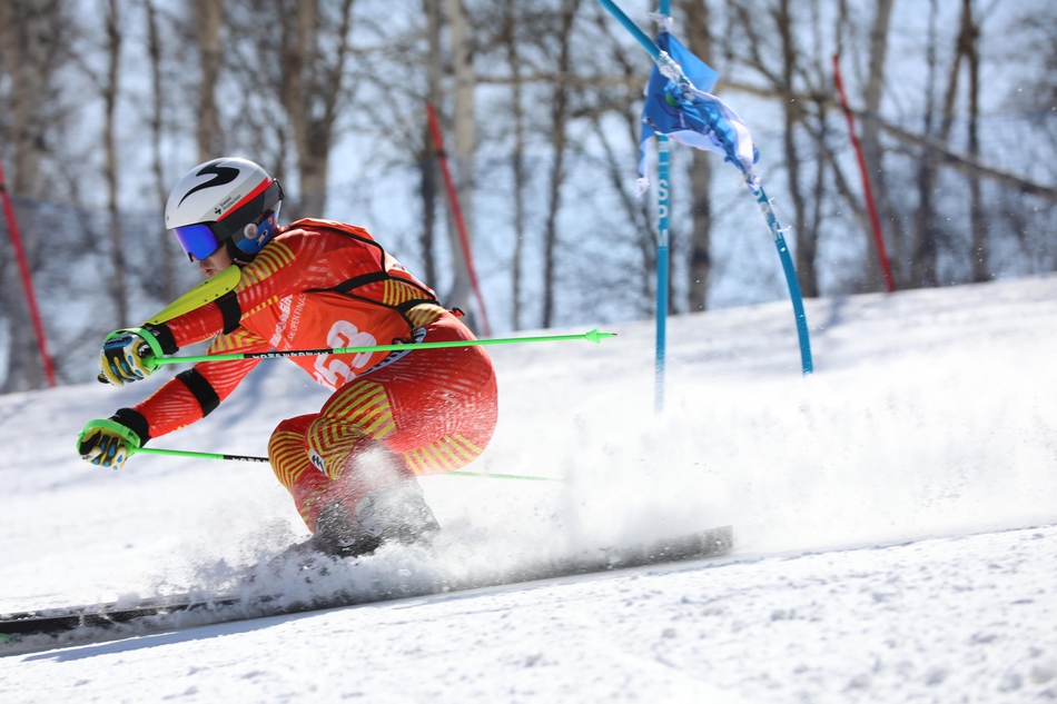 新浪杯高山滑雪公开赛太舞总决赛男子双板高光时刻