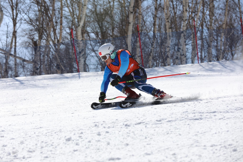 新浪杯高山滑雪公开赛太舞总决赛男子双板高光时刻