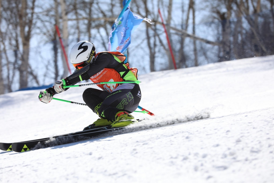 新浪杯高山滑雪公开赛太舞总决赛男子双板高光时刻