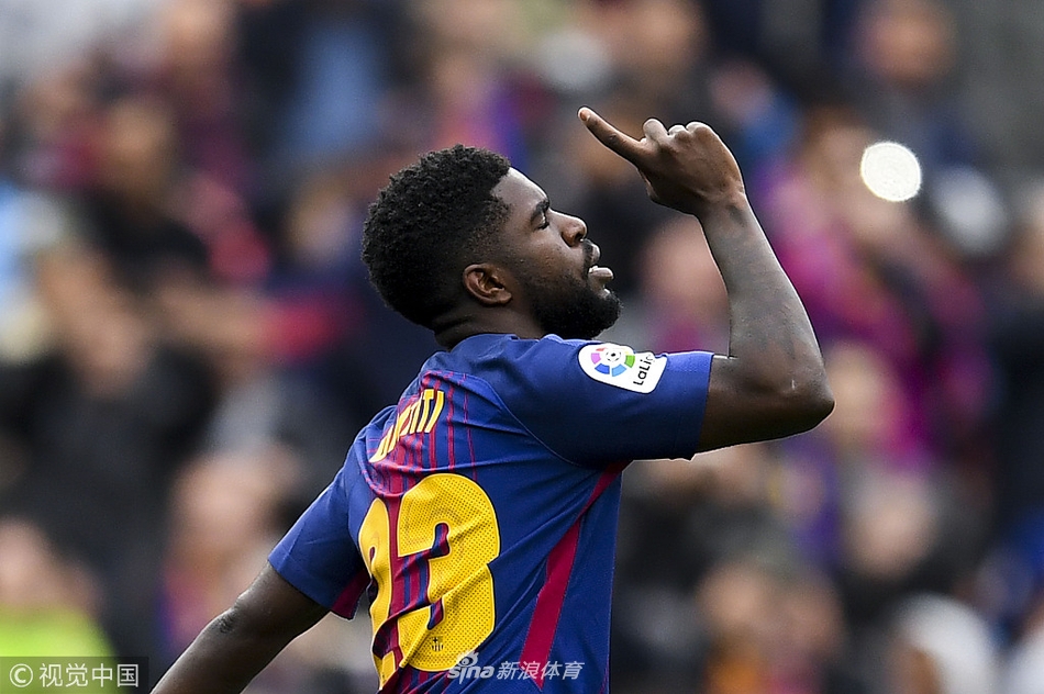 巴萨中卫赛季首球
