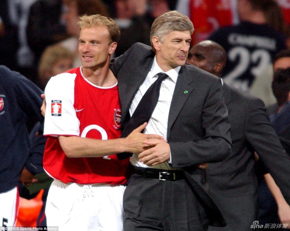 2003年，博格坎普助他足总杯夺冠