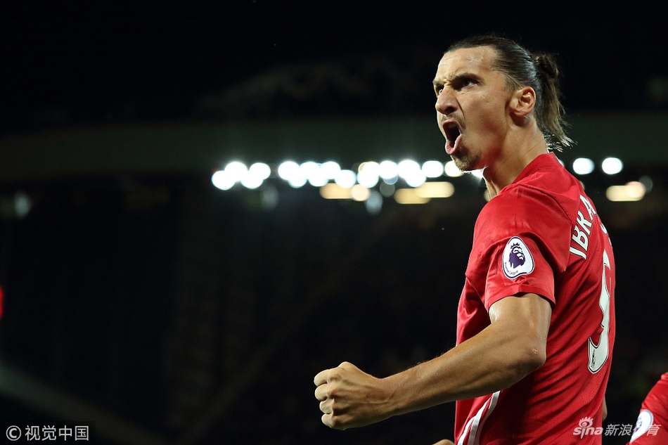 初登英伦他就征服了老特拉福德的球迷