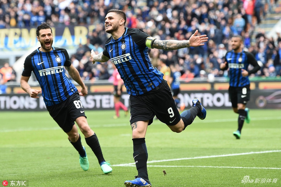 伊卡尔迪飞奔庆祝