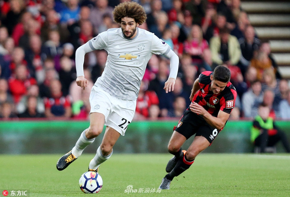 费莱尼带球向前