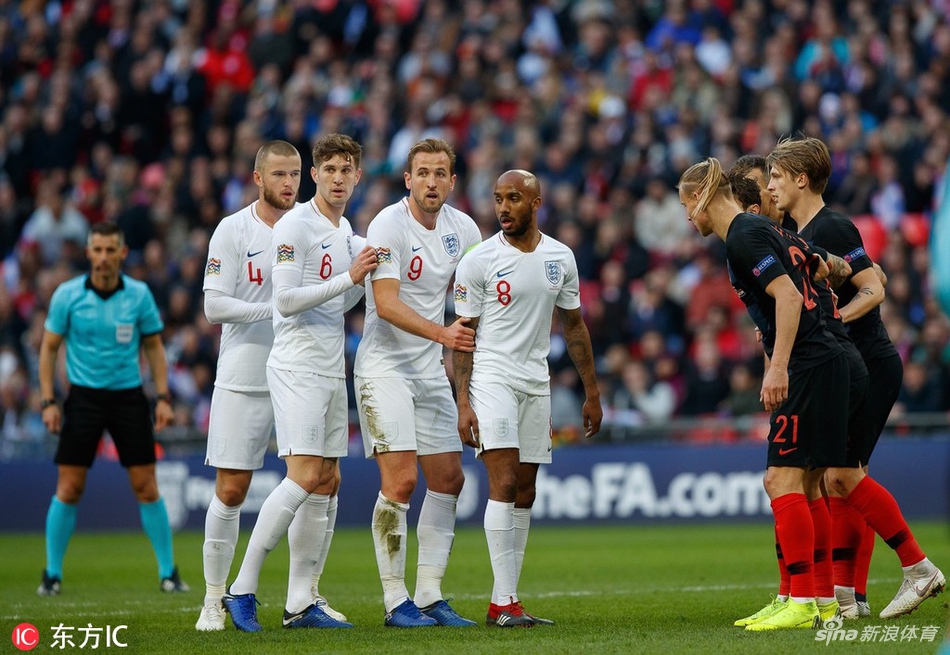 英格兰防守定位球