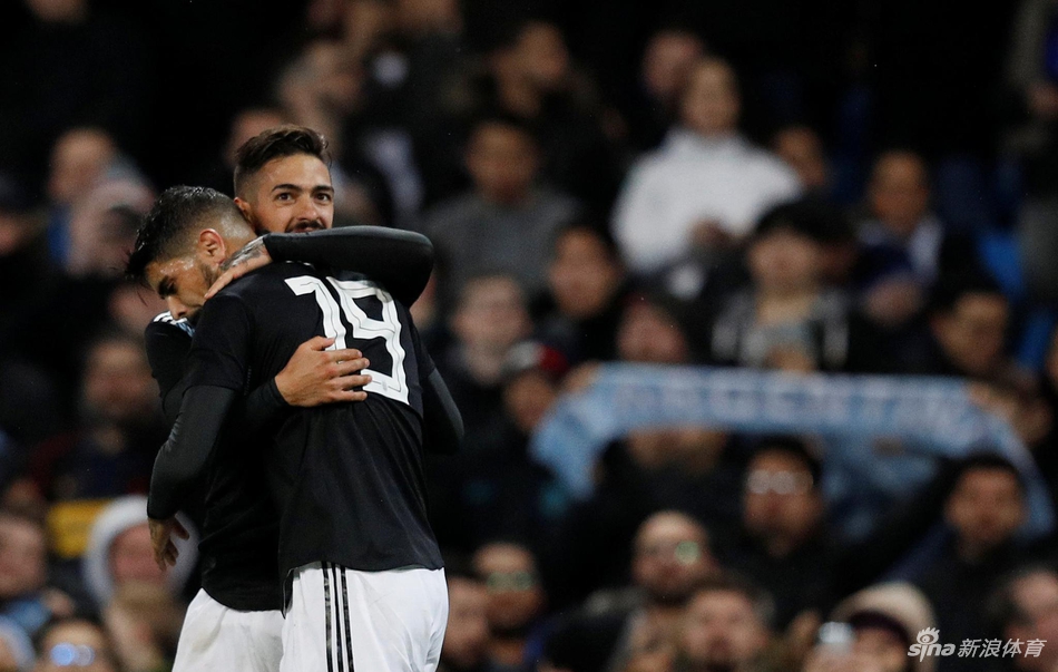 巴内加为阿根廷首开记录