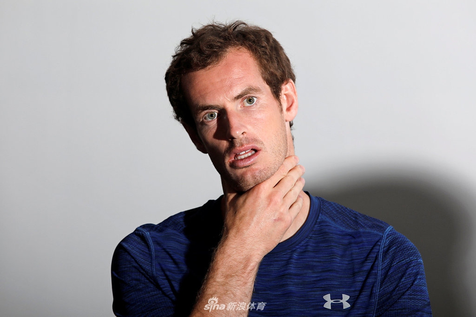 穆雷备战法网宣传写真