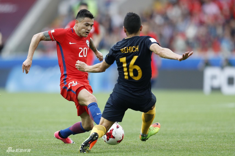直击联合会杯智利1-1澳大利亚_体育新闻